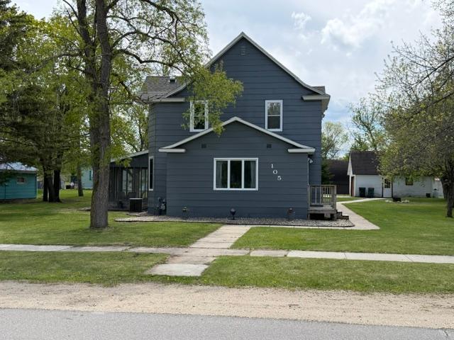 105 Ann Ave W, Clarissa, MN 56440