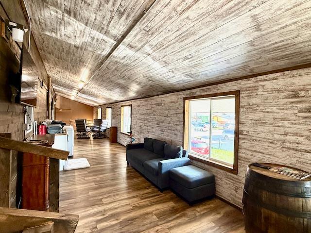 111 Grove St E, Caledonia, MN 55921