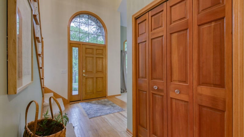 2957 E Princeton Ave, Eau Claire, WI 54703