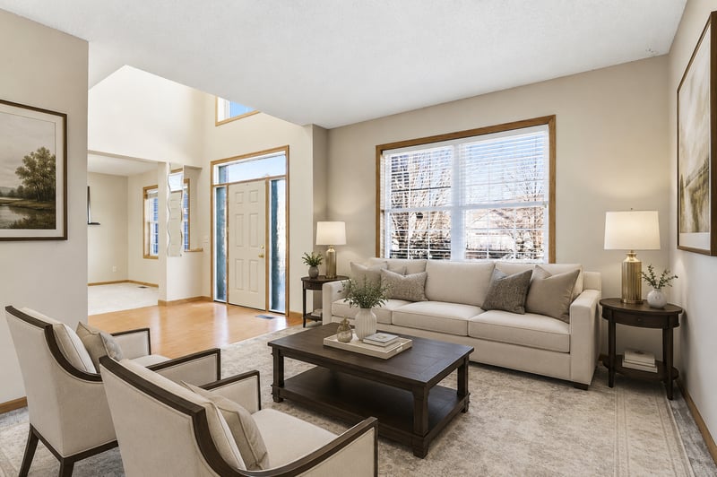 2888 Eagle Valley Dr, Woodbury, MN 55129