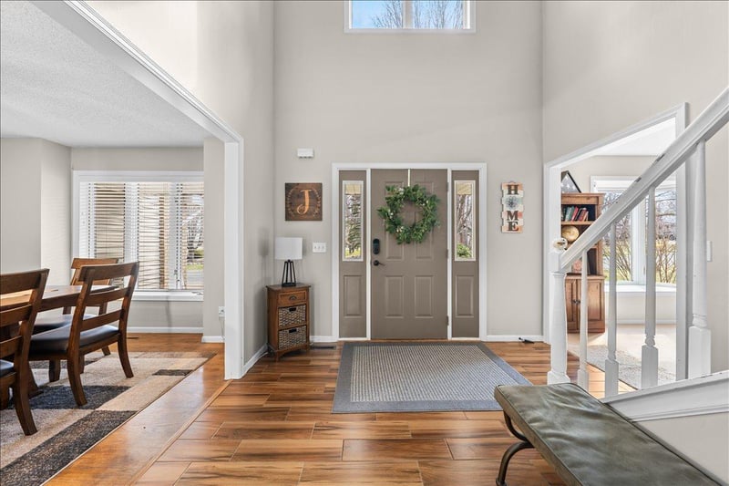 139 Ridge Way, Mahtomedi, MN 55115