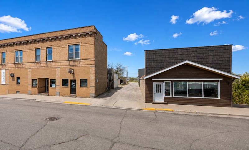 111 Wabasha Ave NE, Warroad, MN 56763