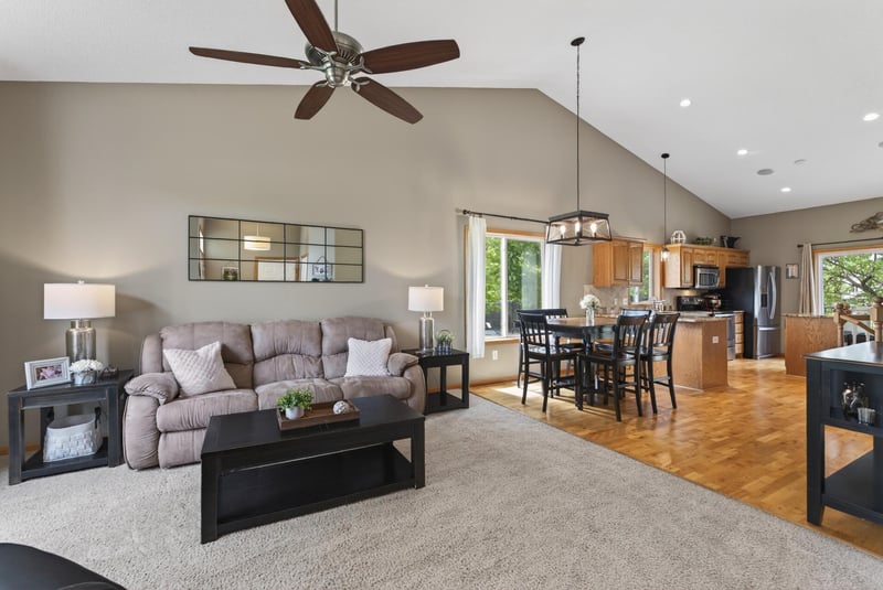 9007 Cheyanne Cir, Waverly, MN 55390