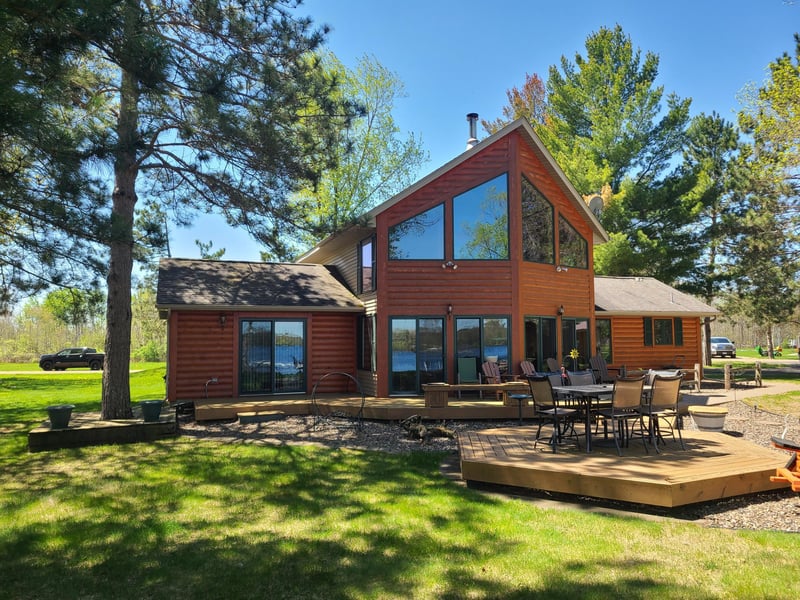 24706 Peavy Ln, Hillman, MN 56338