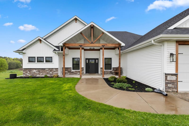 48063 Autumn Ct, Stanchfield, MN 55080
