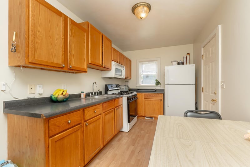 2725 Penn Ave N, Minneapolis, MN 55411