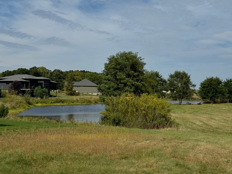 105 Emerald Lake Dr, Lake City, MN 55041