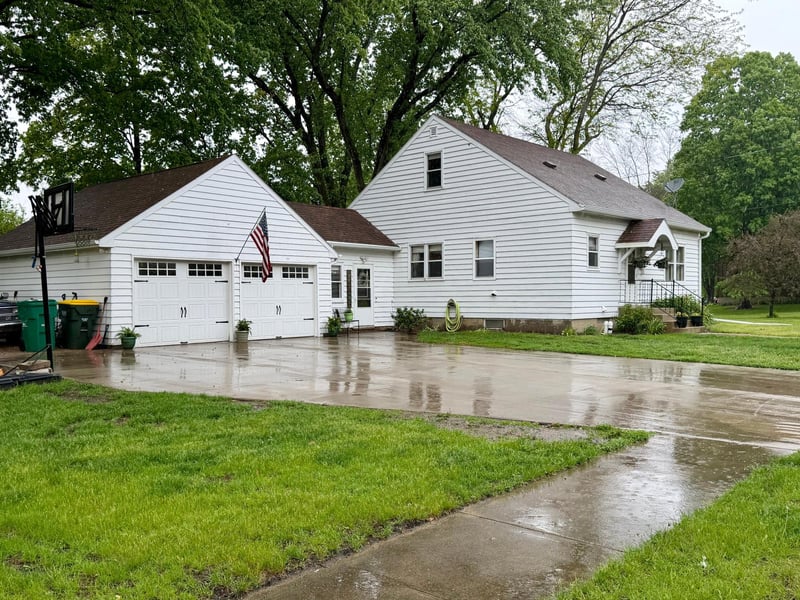 500 1st St S, Butterfield, MN 56120
