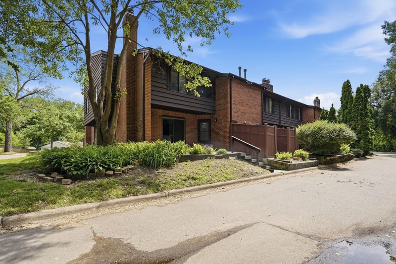 2540 Alabama Ave S, Saint Louis Park, MN 55416