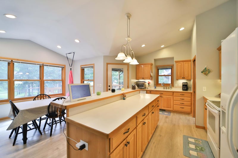 13784 Knollwood Dr, Baxter, MN 56425