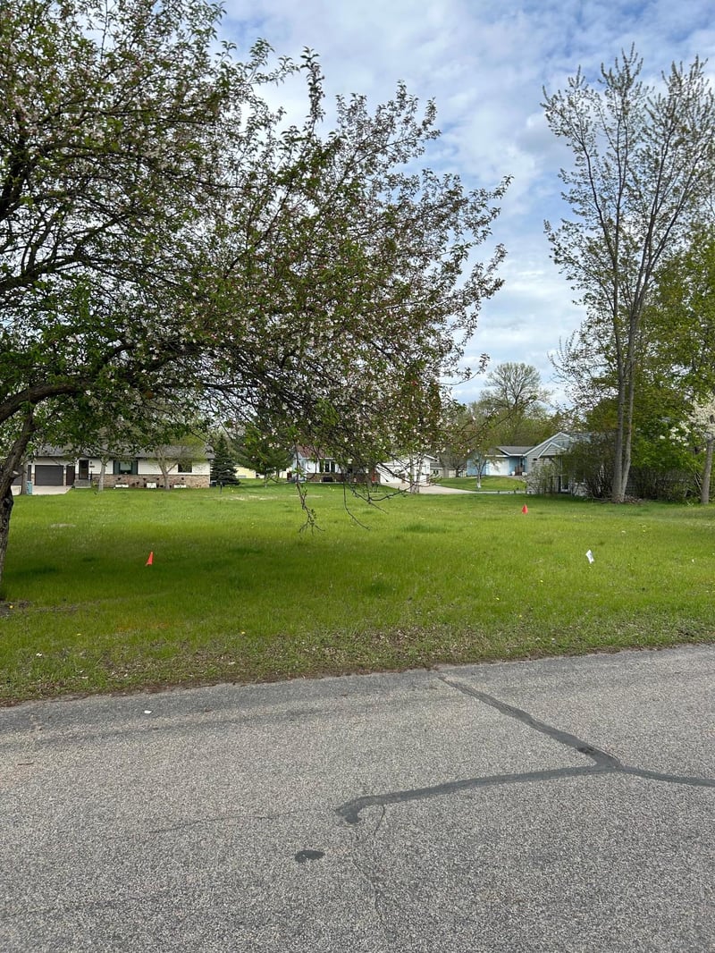 1518 June Ave, Detroit Lakes, MN 56501