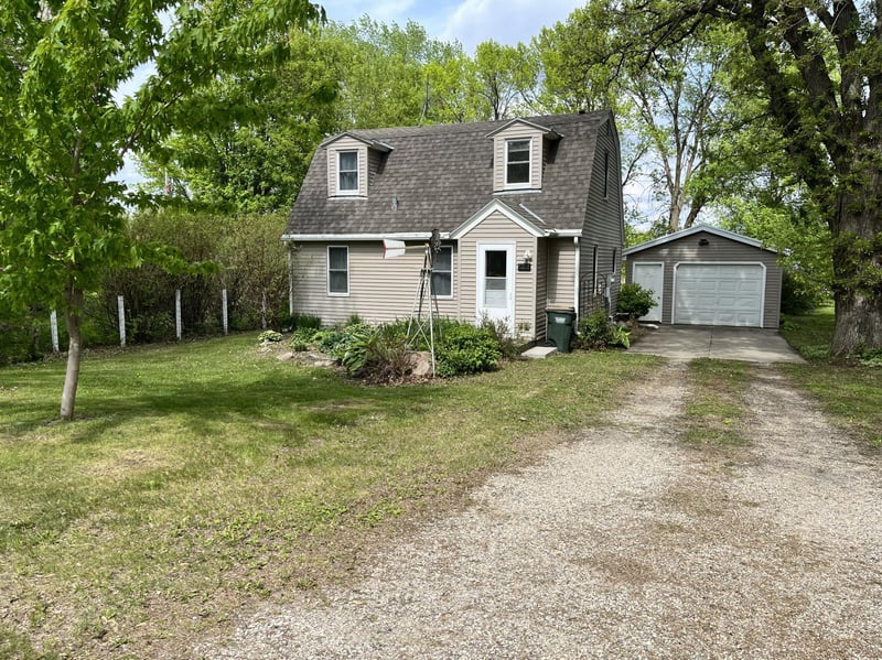 103 1st St S, Grove City, MN 56243