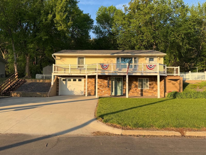 140 Dahle St, Ortonville, MN 56278