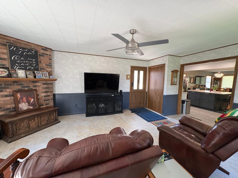506 18th St N, Benson, MN 56215