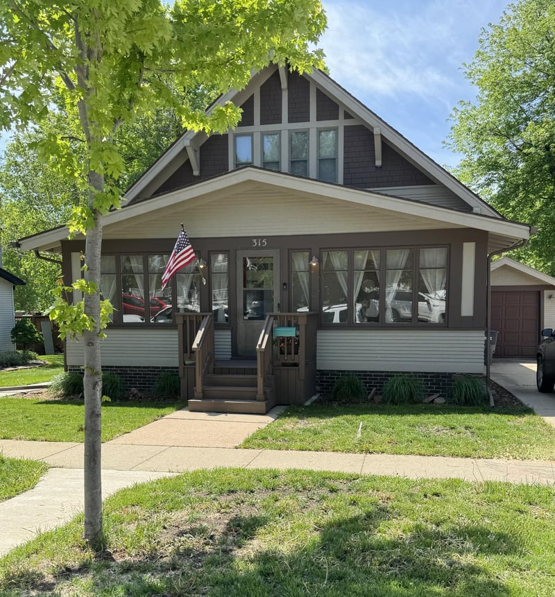 315 W Luverne St, Luverne, MN 56156