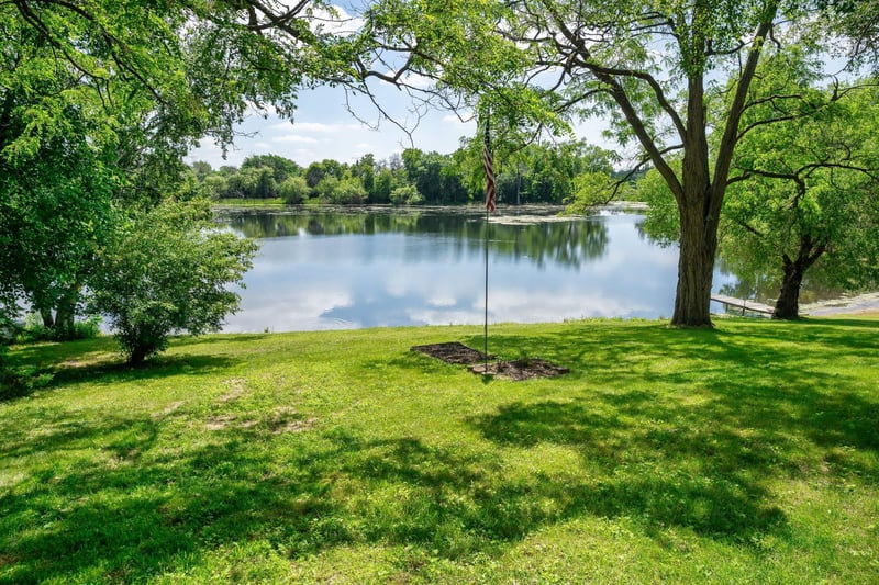 3893 Victoria St N, Shoreview, MN 55126
