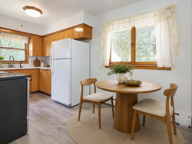 3893 Victoria St N, Shoreview, MN 55126
