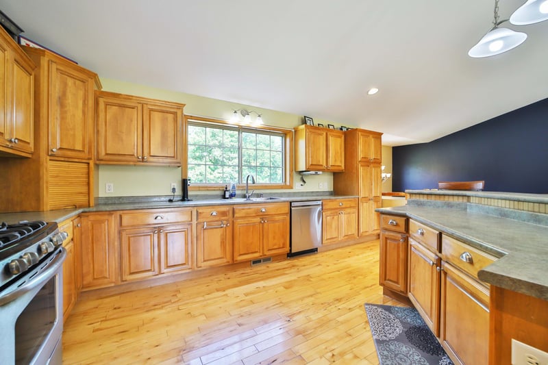 20697 Carolyn Ln, Brainerd, MN 56401