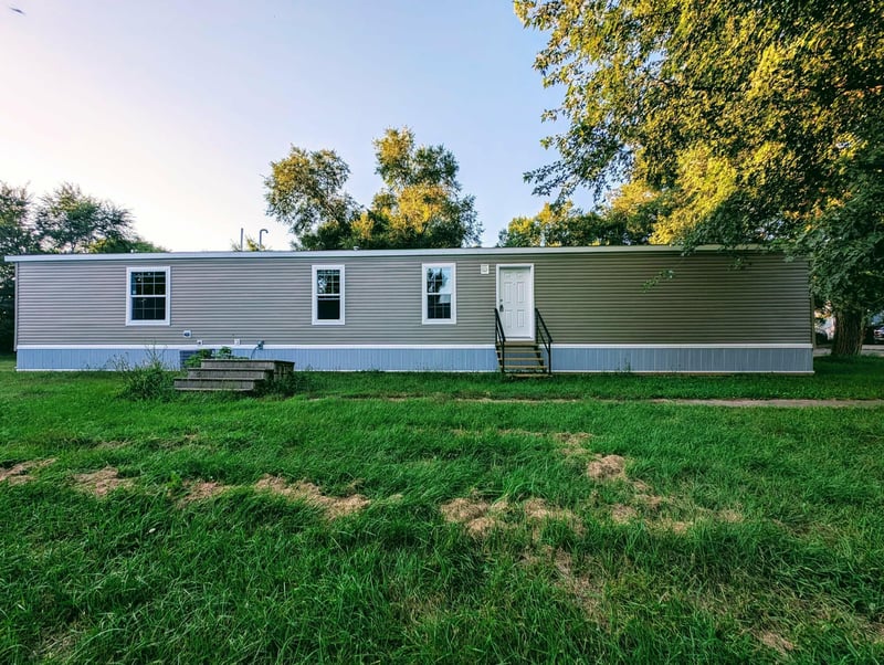 100 Rose Pk, Melrose, MN 56352