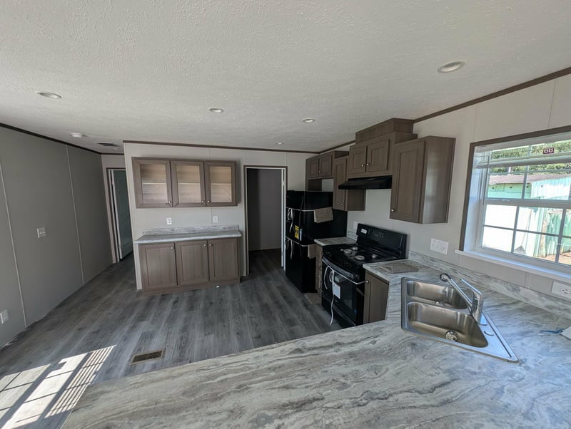 100 Rose Pk, Melrose, MN 56352