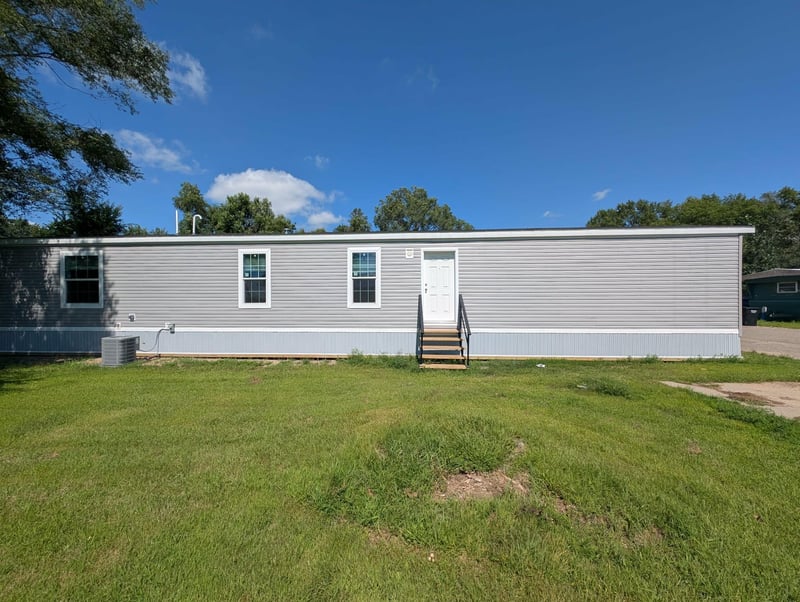 76 Rose Pk, Melrose, MN 56352