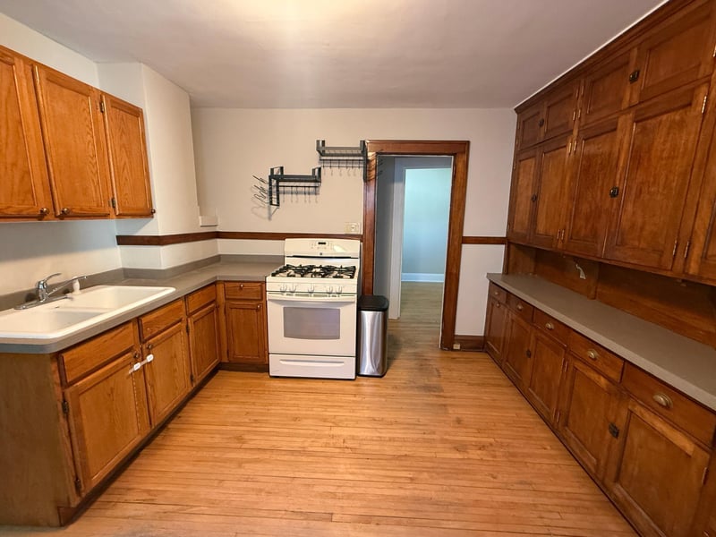 4023 6th St NE, Columbia Heights, MN 55421