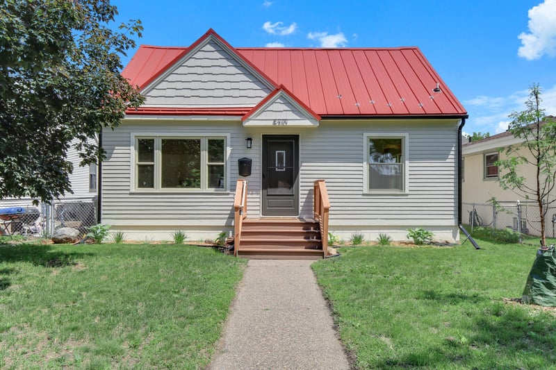 5210 Irving Ave N, Minneapolis, MN 55430