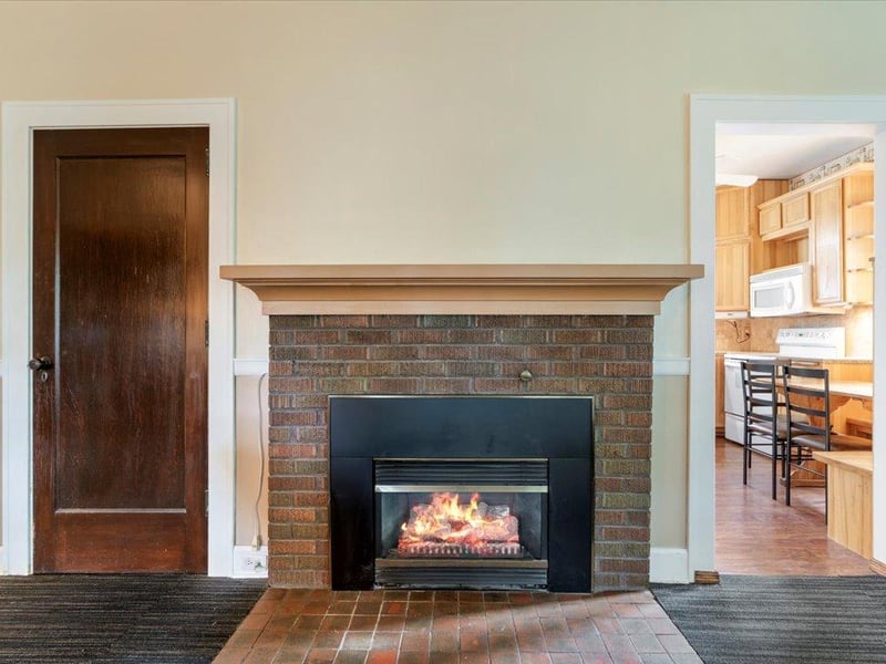 109 2nd St NW, Crosby, MN 56441