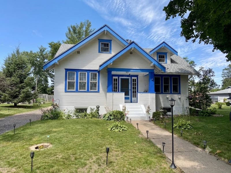 109 2nd St NW, Crosby, MN 56441