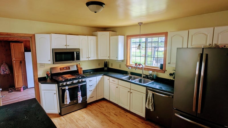 206 2nd Ave NE, Kasson, MN 55944