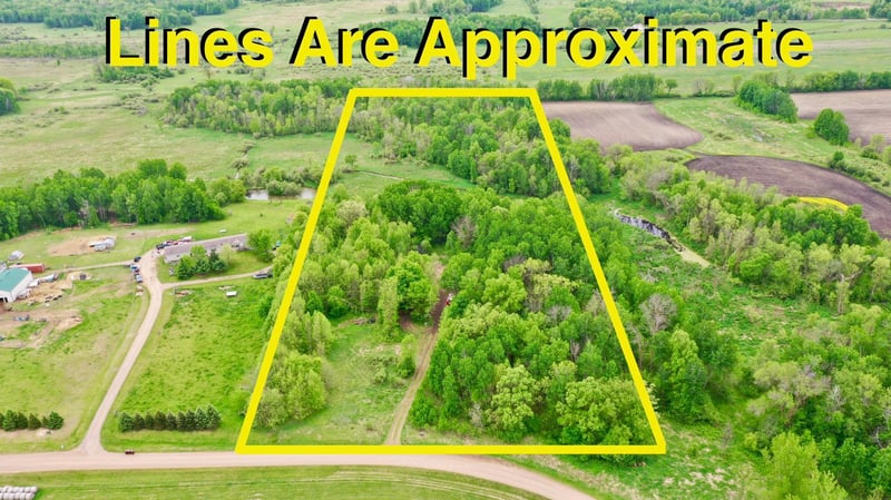 1065 105th Ave, Milaca, MN 56353