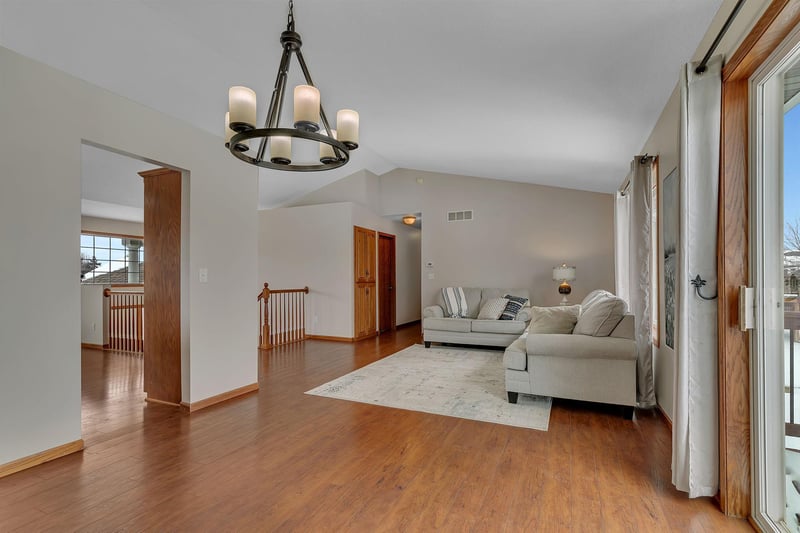 1540 Timberdoodle Dr, Saint Cloud, MN 56303