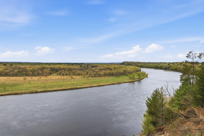 E8200 260th Ave, Elk Mound, WI 54739