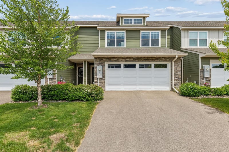 16451 Jaffna Pl, Lakeville, MN 55044