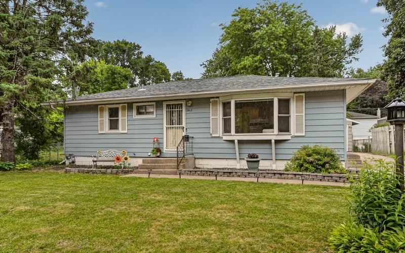 2412 25th St NW, Rochester, MN 55901