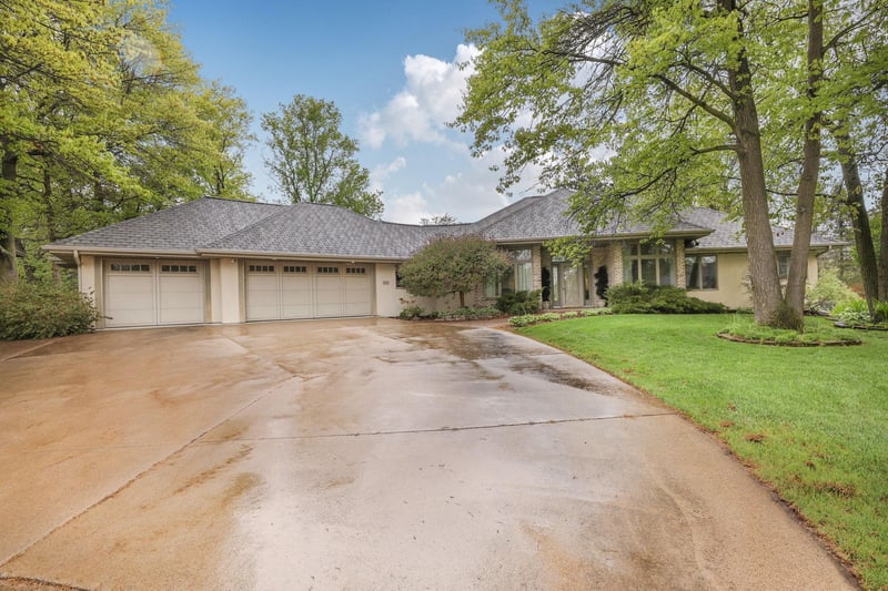 3103 Golf Ter, Saint Cloud, MN 56301