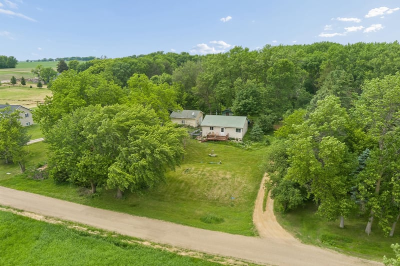20334 A St, Le Center, MN 56057