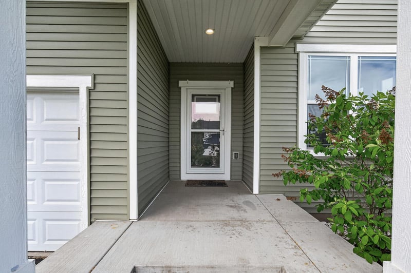 532 Aidan Cv, Eagan, MN 55123