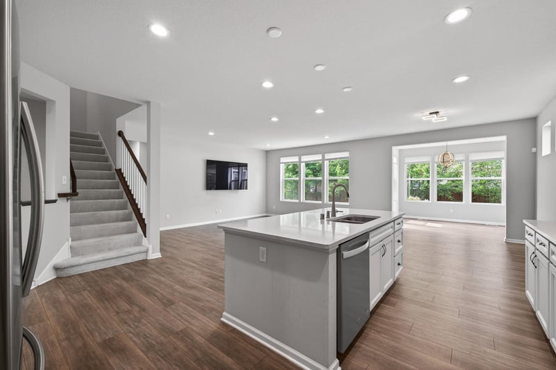 532 Aidan Cv, Eagan, MN 55123