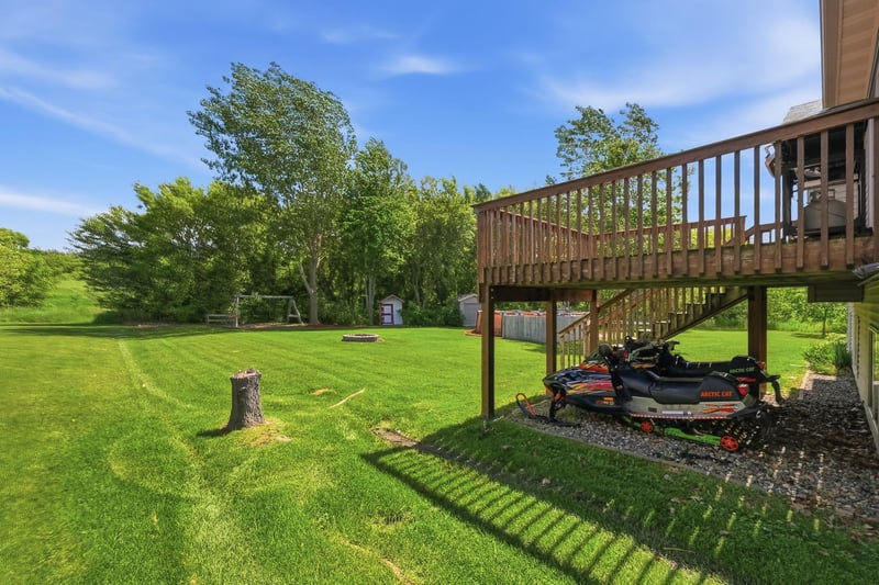 1306 Iris Ln NE, Saint Joseph, MN 56374