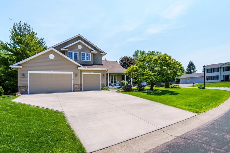 4304 Gadwall Ct, Eagan, MN 55122