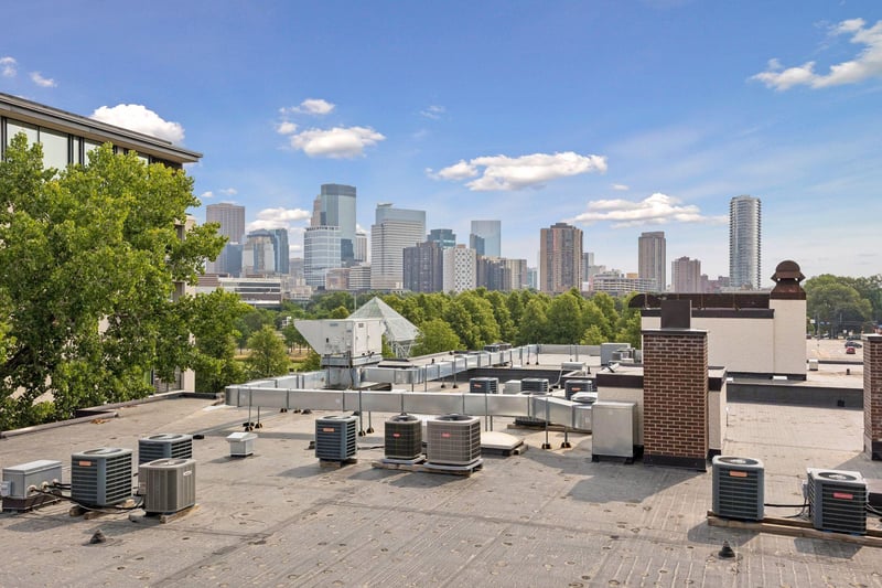 52 Groveland Ter #A304, Minneapolis, MN 55403