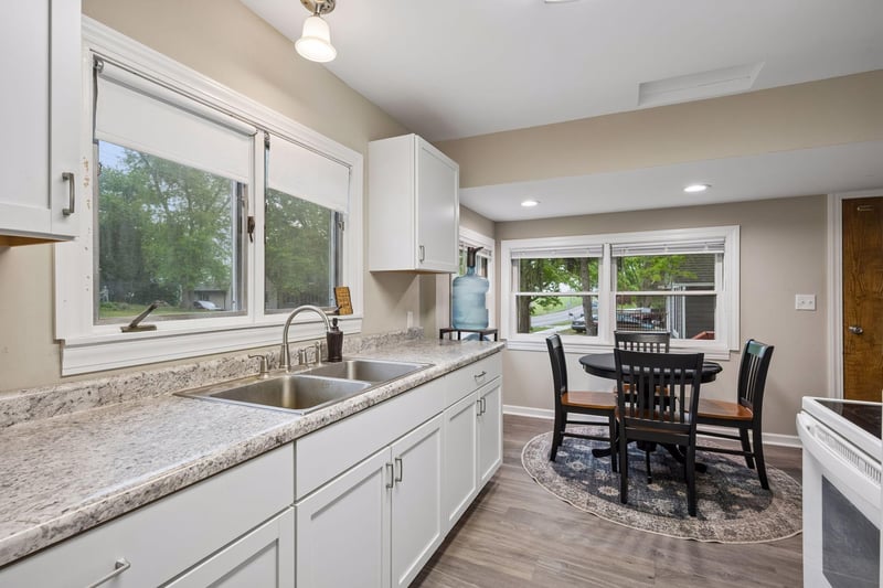 421 Buffalo Ave S, Montrose, MN 55363