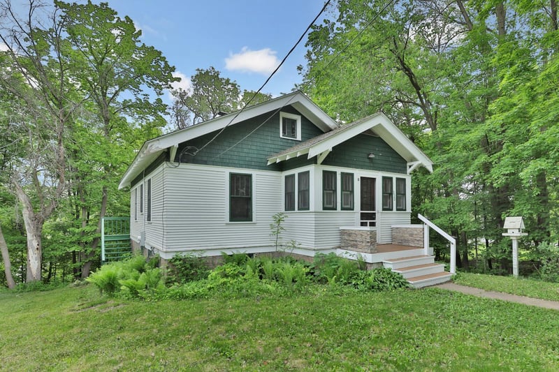 330 Basil St, Taylors Falls, MN 55084