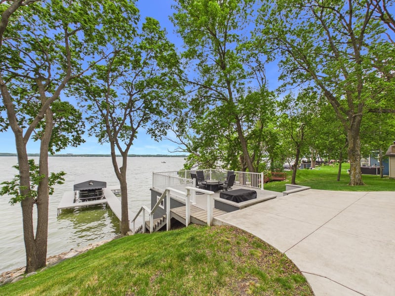 20032 Sunny View Dr, Glenwood, MN 56334