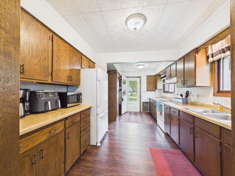 20032 Sunny View Dr, Glenwood, MN 56334