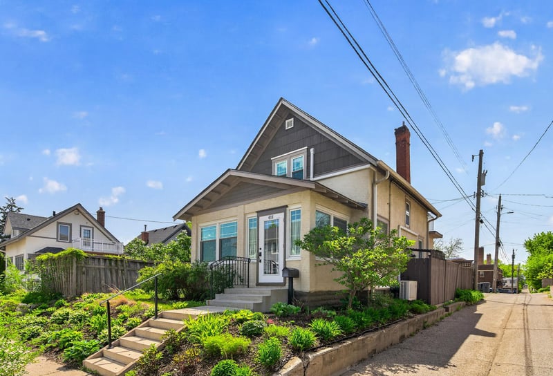 411 W 35th St, Minneapolis, MN 55408
