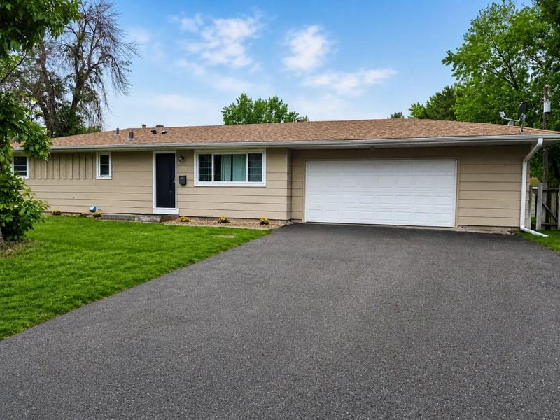 998 Overton Dr NE, Fridley, MN 55432