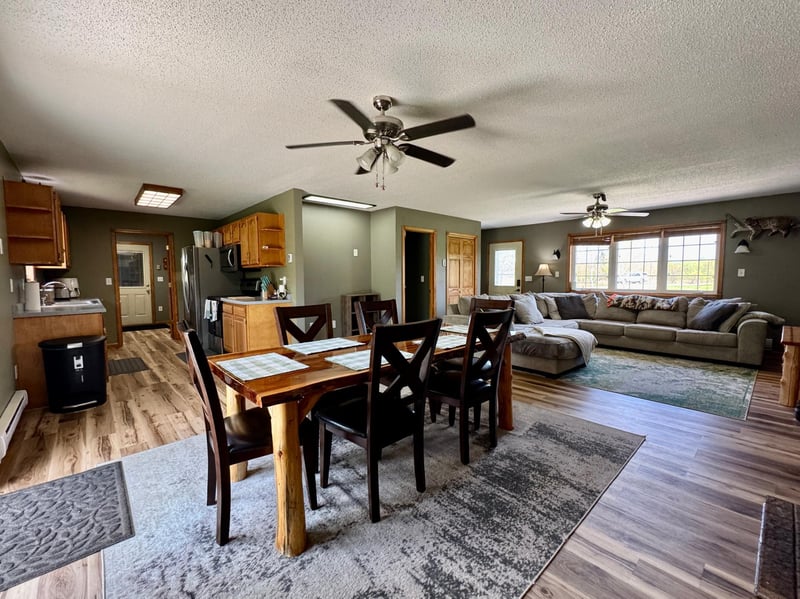 37311 580th Ave, Warroad, MN 56763