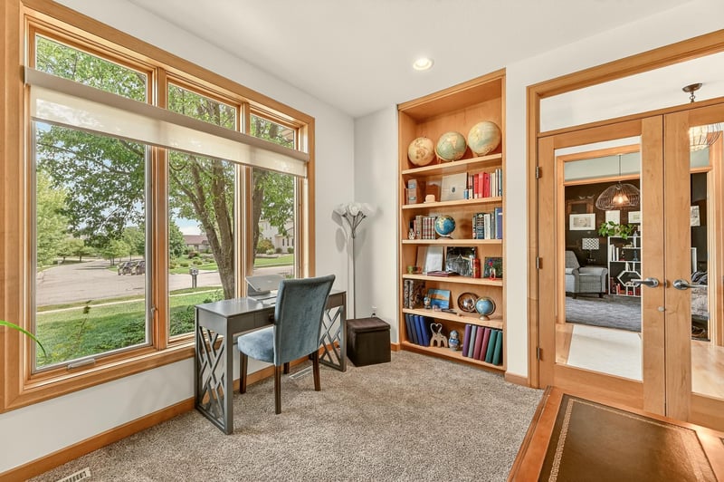 1900 Scenic Point Ln SW, Rochester, MN 55902